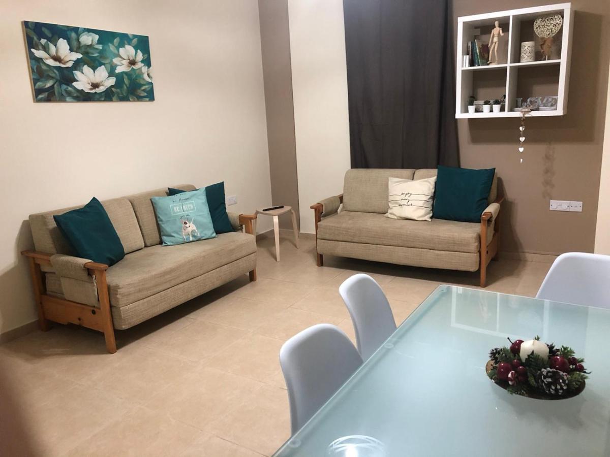 Kerynia Apartments Пафос Экстерьер фото
